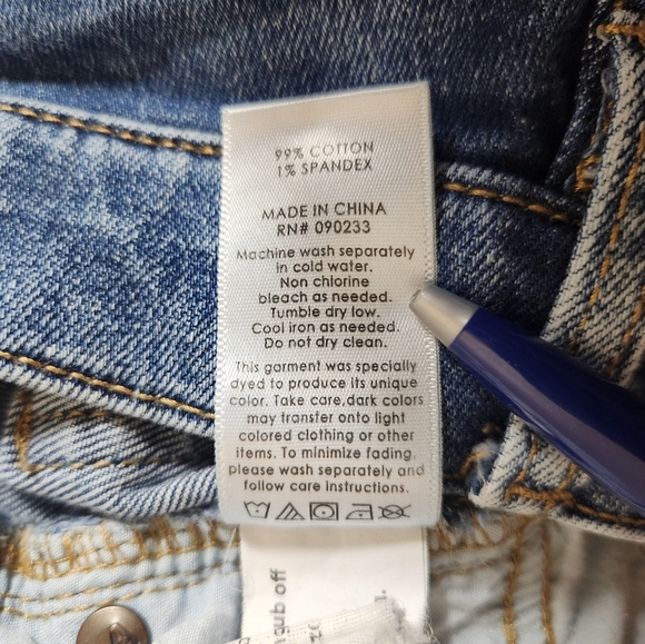 PacSun Womens |26| Vintage Icon Raw Hem Mid Rise Cropped Medium Wash Jeans - Picture 11 of 12